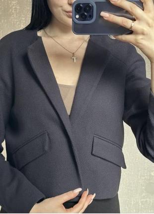 Укороченный жакет,пиджак mango