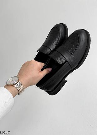 Premium! женские кожаные черные лоферы на каблуке весенние туфли натуральная кожа весна осень4 фото