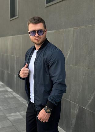 Чоловічий темно-синій бомбер intruder "challenge" – стиль і комфорт