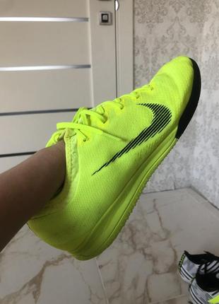 Профи футзалки nike mercurial