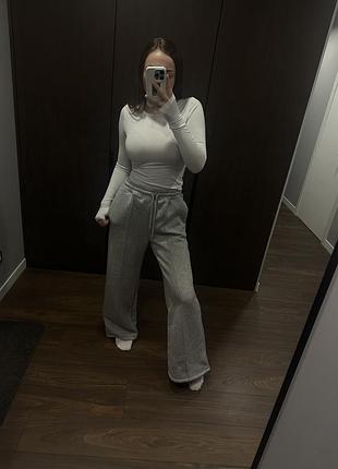 Спортивные штаны