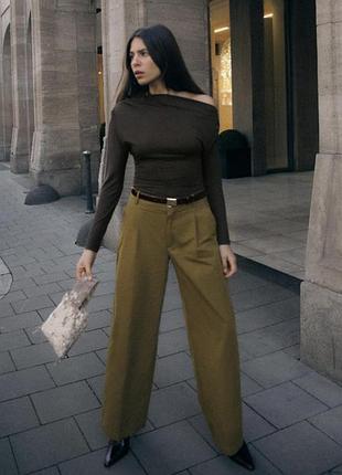 Широкі брюки з защипами zara