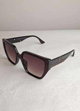 Очки женские солнцезащитные lv 11045 c2 коричневые глянцевые с градиентом