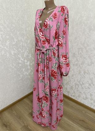 Яркое розовое длинное макси платье в цветы большой размер