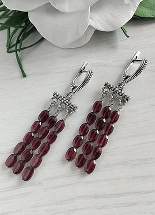 Черненые серьги с гранатом