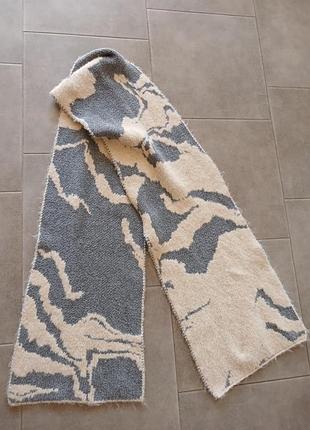 Великий теплий м'який м'ясистий шарф