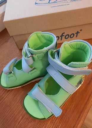 Детские ортопедические босоножки