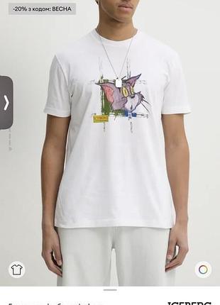 Нова футболка відомого бренду