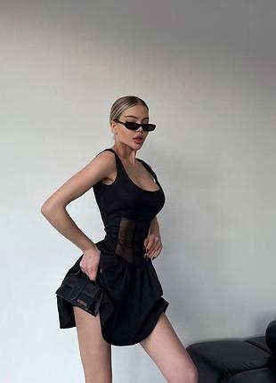 Платье с имитацией корсета