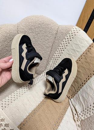 Кроссовки детские 2