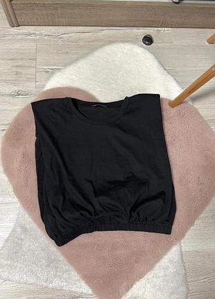 Топ з підплічниками від zara