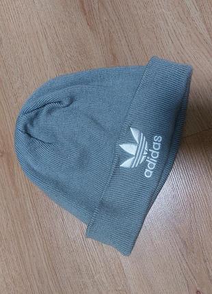 Шапка adidas сіра