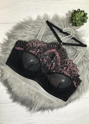 Красивий мереживний бюстгальтер топ