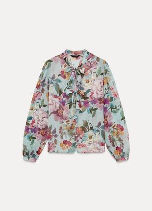 Сорочка з квітковим принтом і зав’язками
