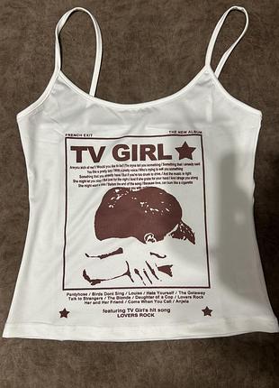 Белая майка с принтом