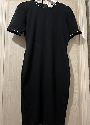 Маленькое черное платье