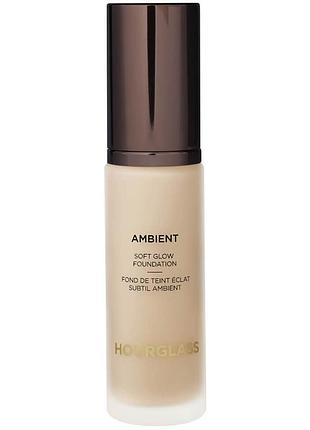 Світловідбивна тональна основа hourglass ambient soft glow foundation 5 light neutral