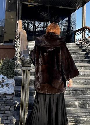 Шуба норкова з капюшоном крій кімоно темний шоколад оверсайз7 фото