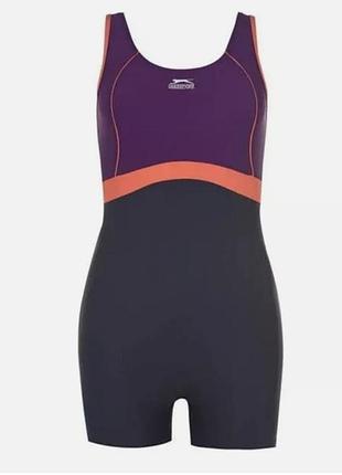 Крутой спортивный слитный купальник шортами slazenger