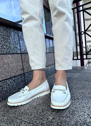 Женские мокасины