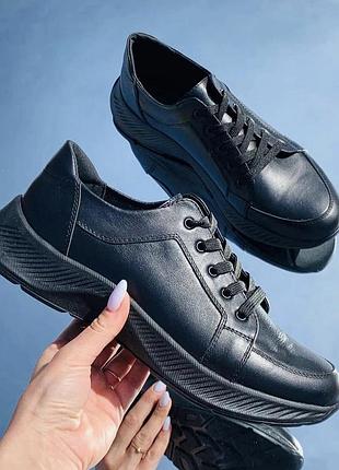 Кроссовки натур кожа /замш / лак черные 36-43р все цвета