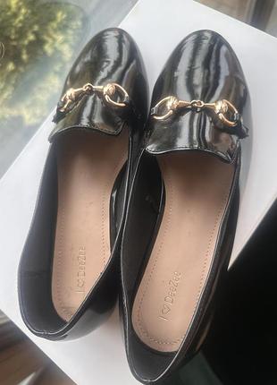 Елегантні лаковані балетки deezee, розмір 39