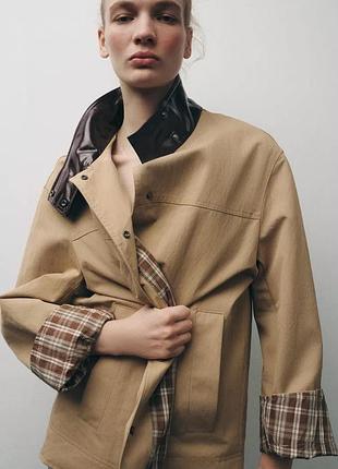Куртка женская бежевая с воротником zara new