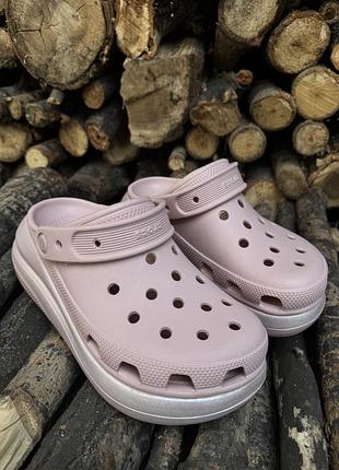 Женские кроксы краш в розовом цвете crocs classic crush3 фото