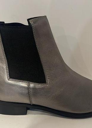 Kiomi черевики