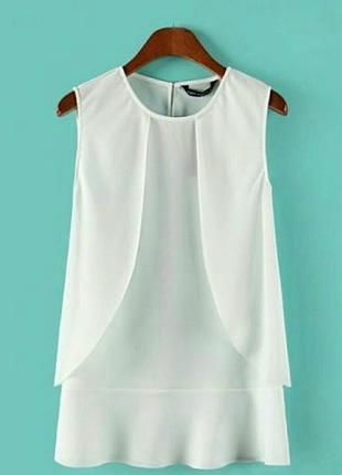 Блуза белая с воланами шикарная