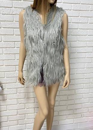 Женская жилетка лама