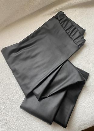 В продаже лосинки очень хорошего качества без утепления, размер s