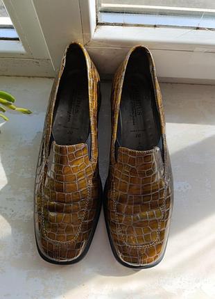 Мокасины, туфли, лоферы
