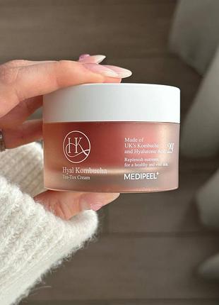 Ампульный крем из 50% комбучи medi-peel hyal kombucha tea-tox cream 50ml