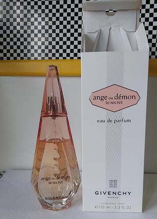 Парфумована вода Kläder för killar för Barn från Givenchy Kids le todas 2014 100 мл.