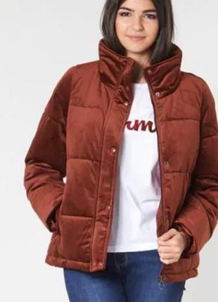 Модна велюрова  куртка vero moda