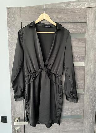 Сукня prettylittlething