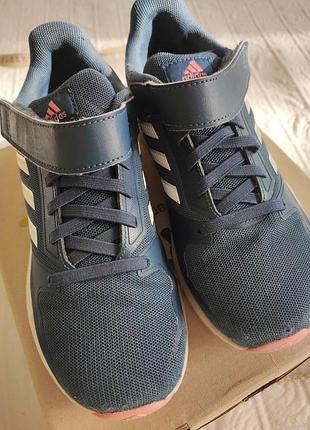 Кроссовки adidas 34р.