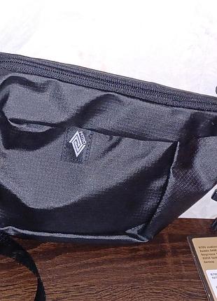 Сумка бананка 4