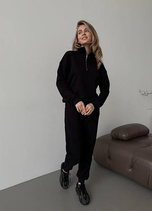 Спортивний костюм на весну. не кашлатиться