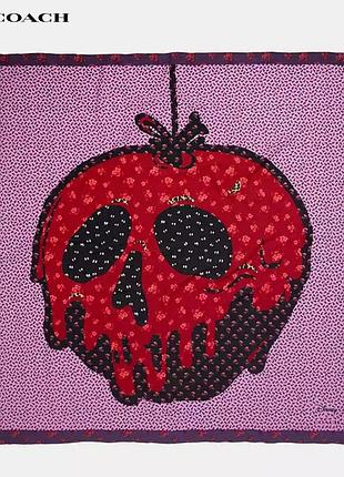Шикарный большой лоскутный платок ,, poison apple,, от coach и disney.
