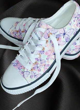 Яскраві кеди 39 розміру british knights