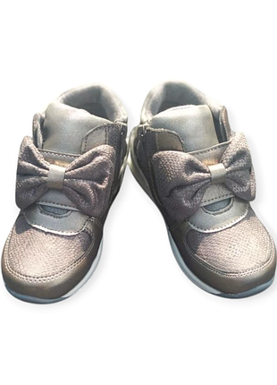 Черевики для дівчинки