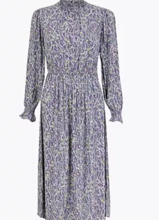 Нежное натуральное платье -миди цвета лаванды в цветочный принт 12/40 евр