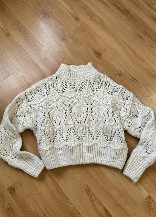 Свитер женский