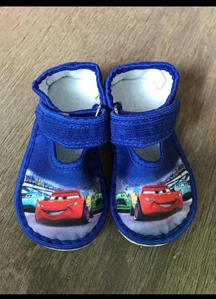 Дитячі капці