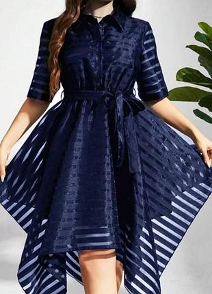 Платье с асимметричным подолом