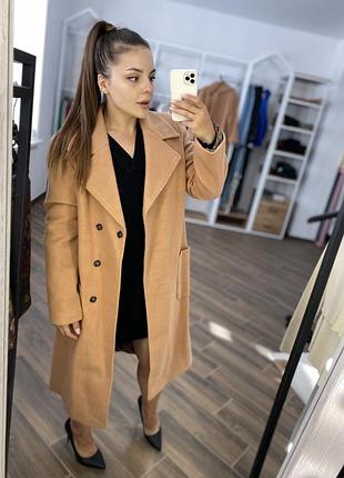 Пальто базове беж мокко