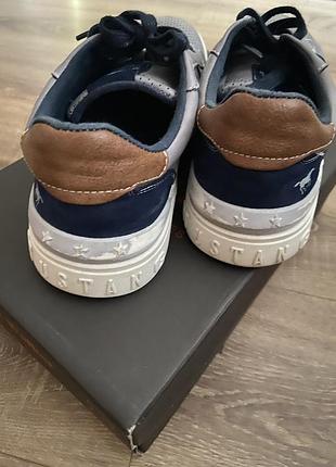 Спортивні туфлі 2