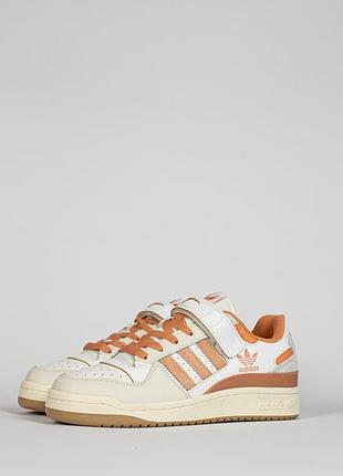 Жіночі кросівки adidas forum low these orange